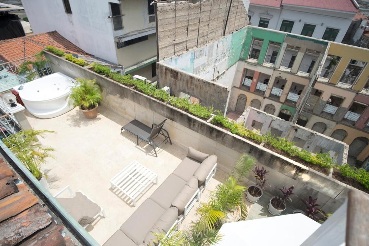 Amazinn Places Rooftop And Jacuzzi III مدينة باناما المظهر الخارجي الصورة